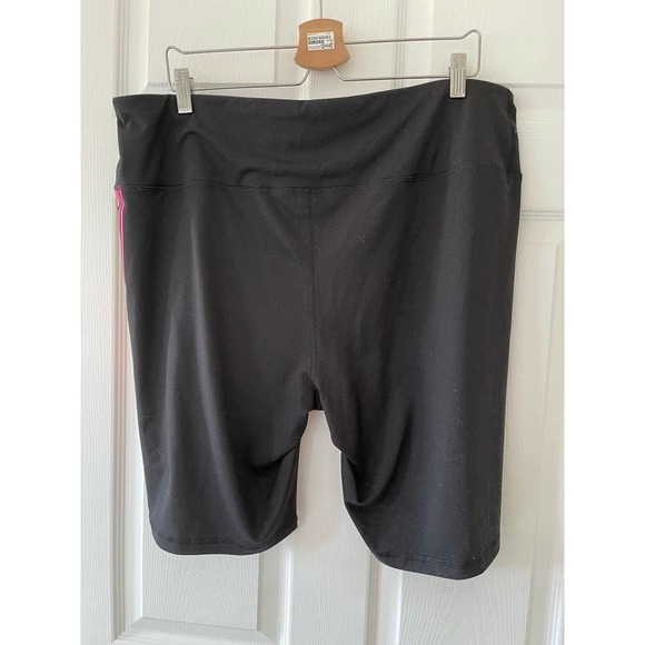 BEBE Sport Short - Picture 3 of 3